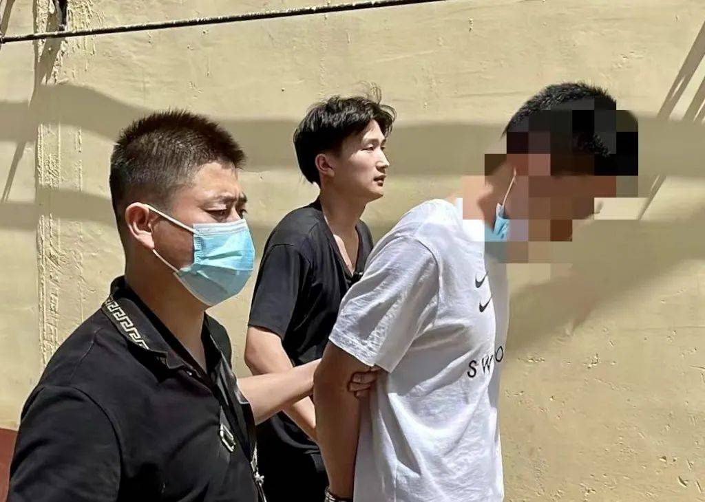 10个派出所打击办案队获评刑侦系统典型榜样先进集体荣誉称号!(图22) 10个派出所打击办案队获评刑侦系统典型榜样先进集体荣誉称号!(图22)