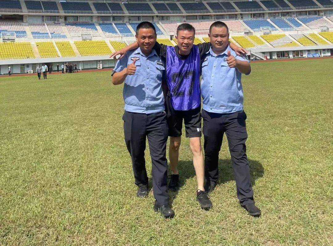 「作风建设年」比武强技能 赛场砺精英,2023年全市辅警技能竞赛中芦淞公安辅警队伍斩获5项荣誉!(图21) 「作风建设年」比武强技能 赛场砺精英,2023年全市辅警技能竞赛中芦淞公安辅警队伍斩获5项荣誉!(图21)