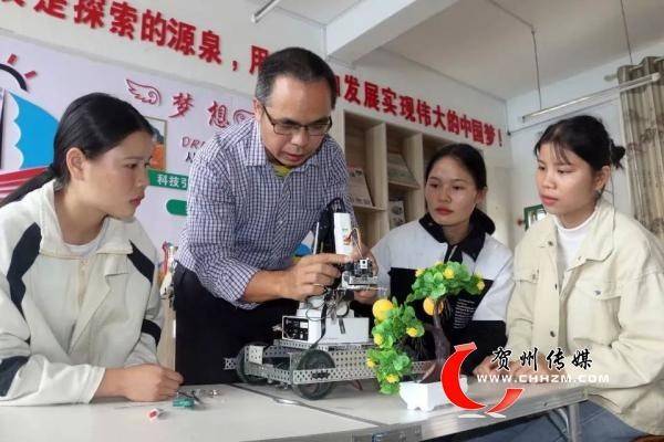 贺州市一教师荣获2022年广西“最美科技工作者”称号