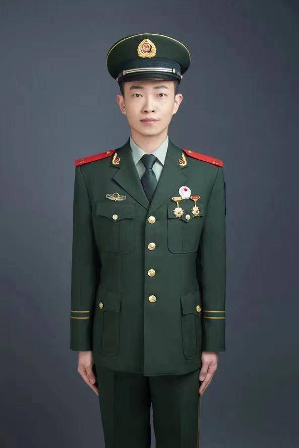 我校学生王伟荣获“北京市优秀退役大学生士兵”荣誉称号(图2)