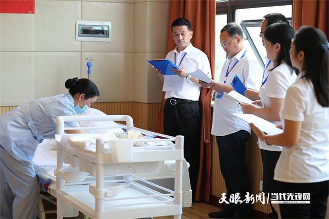 技能“比武”显身手！今天，2022遵义市家政服务职业技能大赛举行(图4)