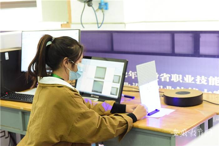 精雕细琢精益求精 第二届全国工业设计职业技能大赛安徽省选拔赛在宣城市机电学校举行(图5)