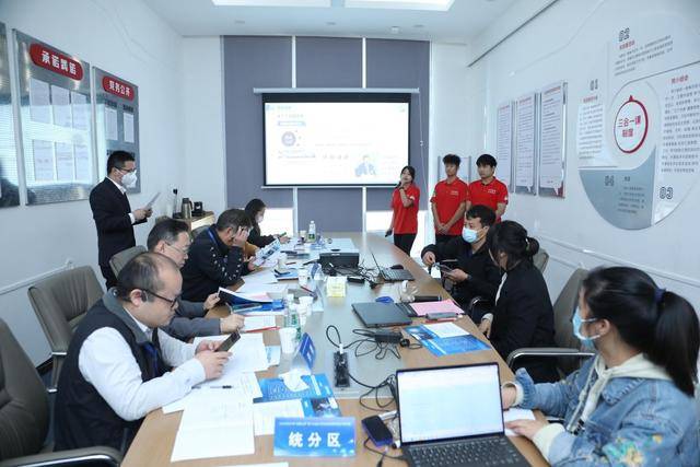 36个项目巅峰对决！第十九届大学生科技创新创业大赛总决赛举行(图3)