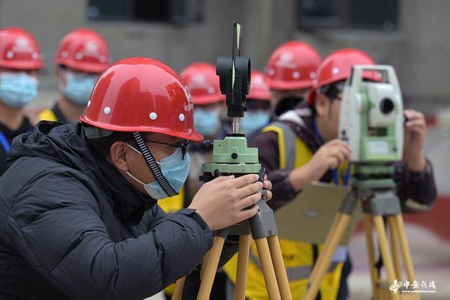 安徽举行重点工程职工（农民工）测量工技能大赛(图1)