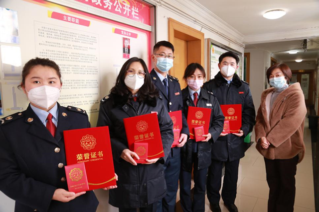 南明区61名职工获省“最美劳动者”称号(图2)