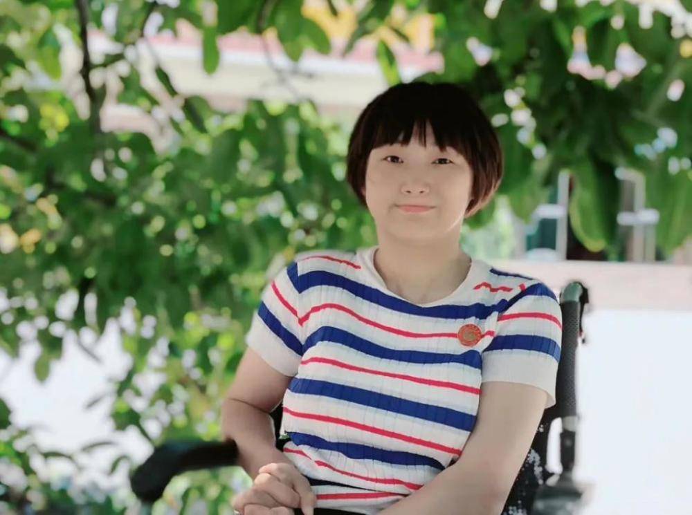 江苏作家王忆获评全国三八红旗手称号，为女性书写的青春之歌(图7)