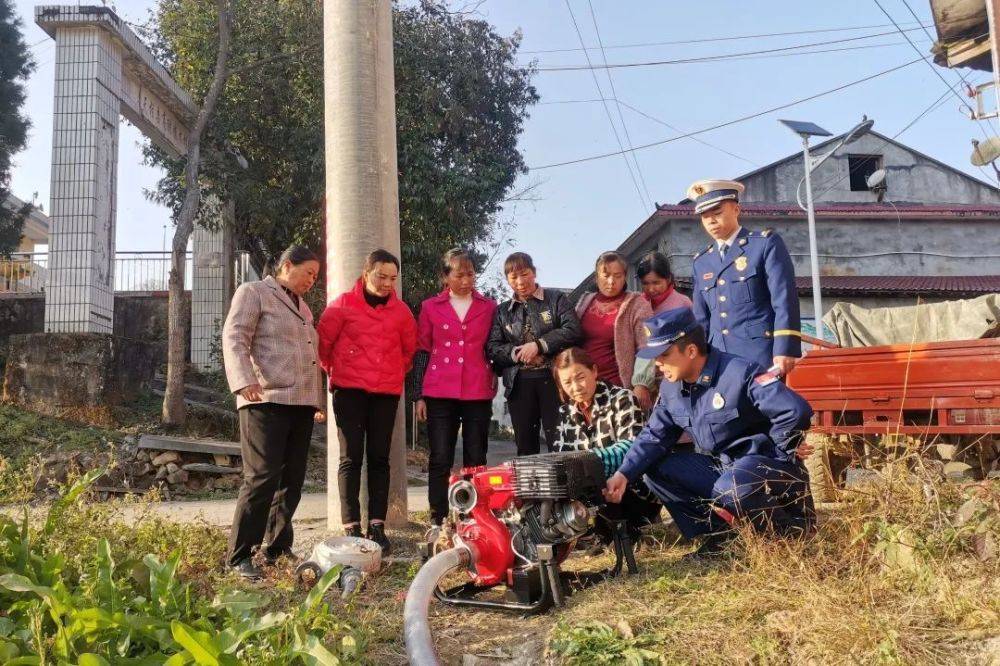 喜报｜“她们”荣获三八红旗手、三八红旗集体称号(图12)