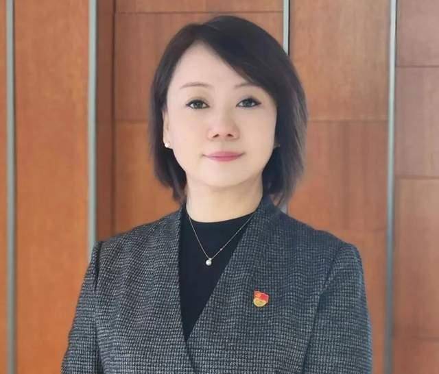 喜讯！万商集团徐杰荣获“全国五一巾帼标兵”称号(图3)