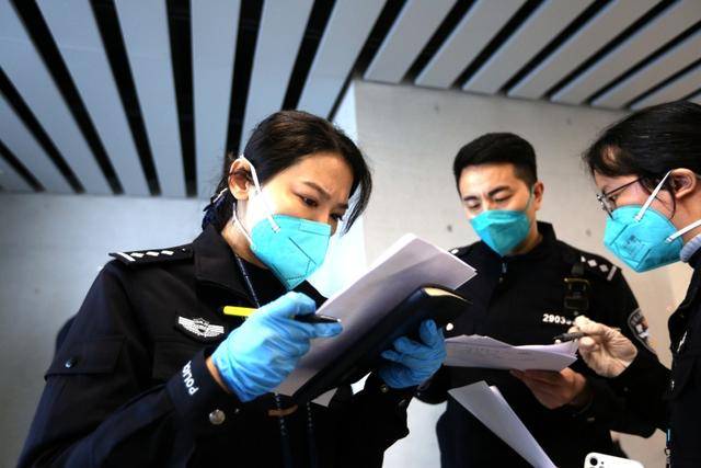 广州这支国门巾帼警队荣获“全国五一巾帼标兵岗”称号(图2)