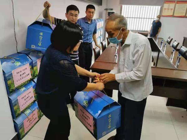 上海梦想成真公益基金会秘书处获2023年全国工人先锋号称号(图1)