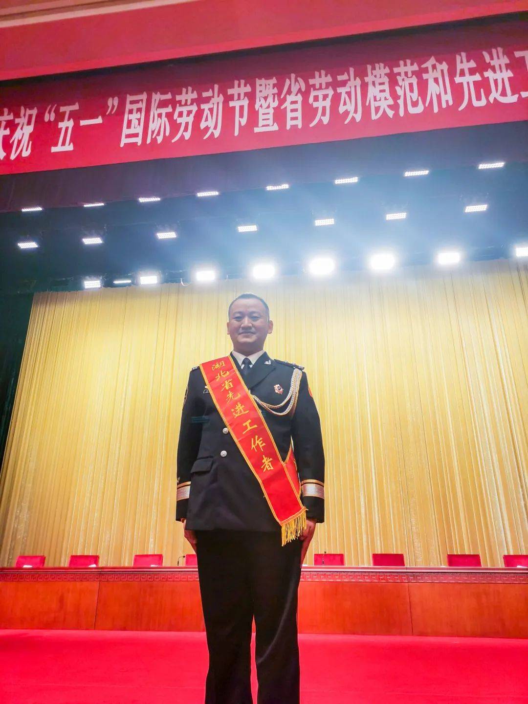 致敬警营劳动者 |“三牛”刑警王彦涛 “五一”再获省优称号