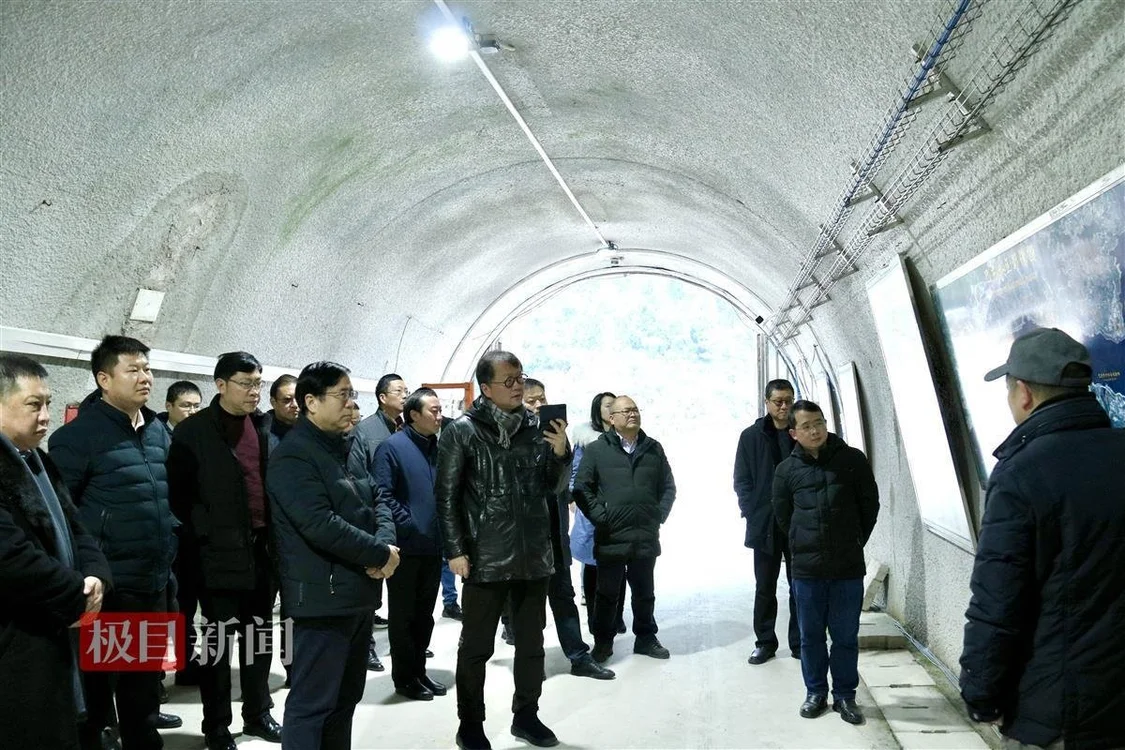 扎根滑坡灾害研究，地大唐辉明教授荣获“湖北省先进工作者”称号(图3)