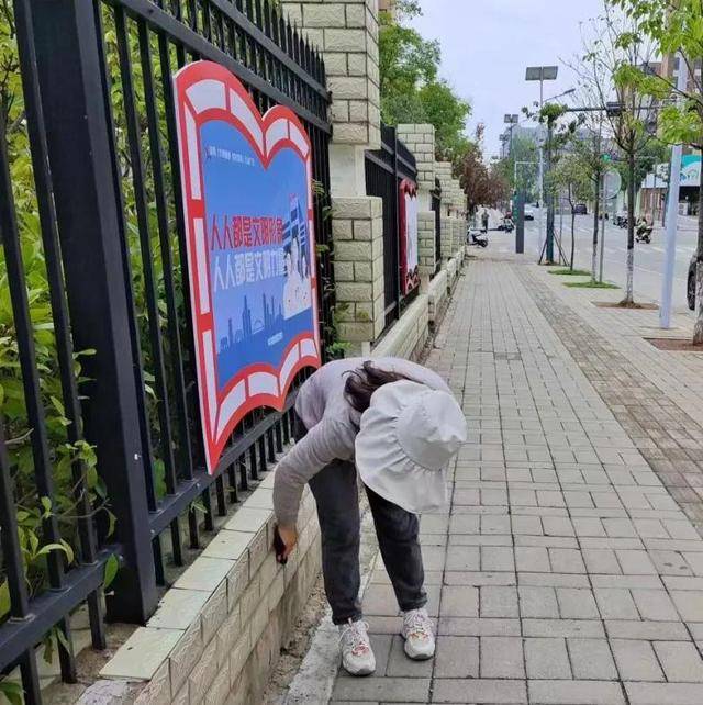 羊山外国语小学体艺教师团队荣获“信阳青年五四奖章集体”称号(图23)