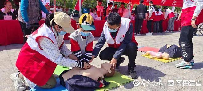 滕州市中心人民医院荣获“5.8博爱奖”先进集体荣誉称号(图1)