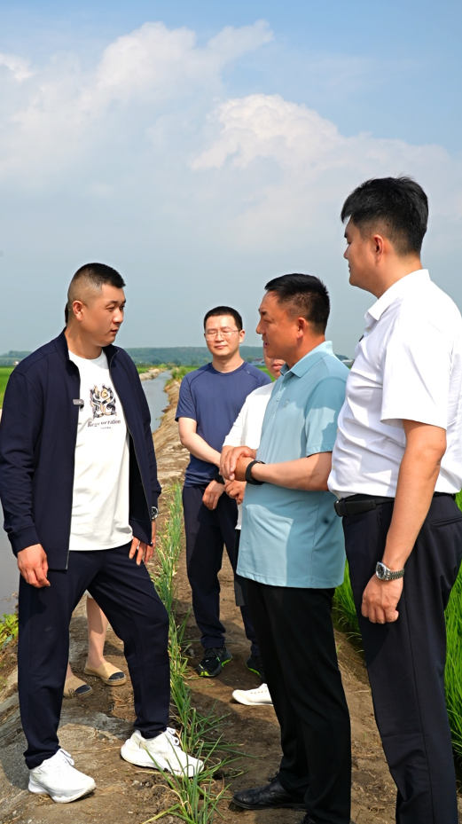 电商主播太原老葛东北助农专场带货4000万，获“龙江爱心助农大使”荣誉称号(图5)