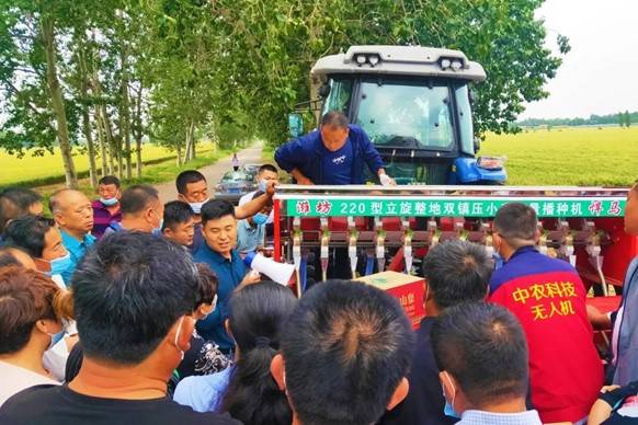 潍坊市一人荣获“全国农业农村劳动模范”称号(图5)