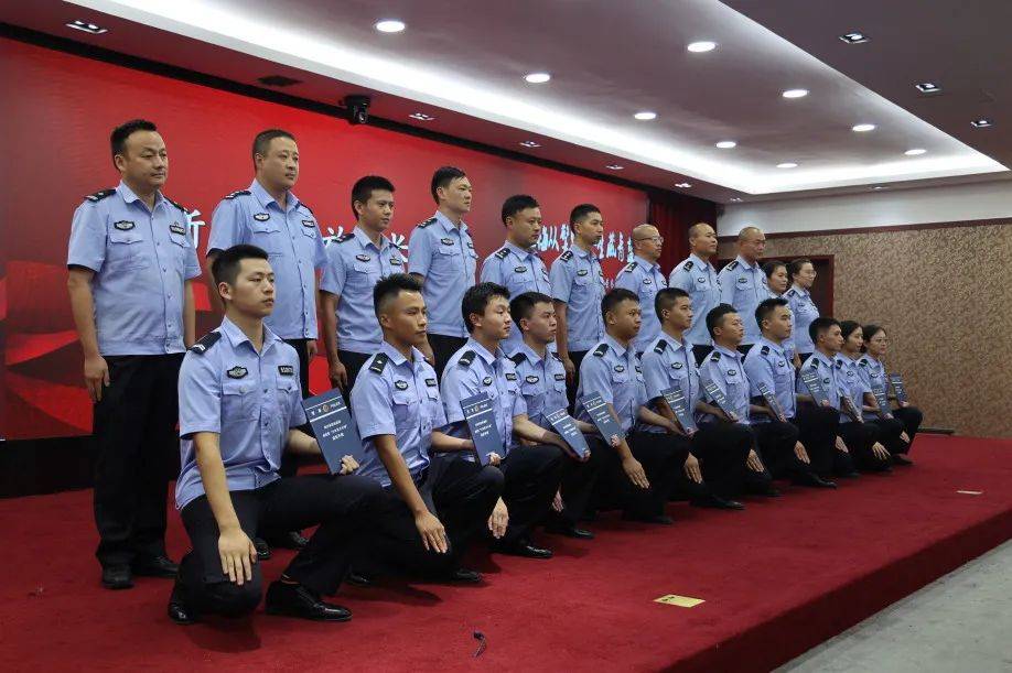 职业荣誉仪式 | TA们以荣誉之光，照亮奋进之路(图3)