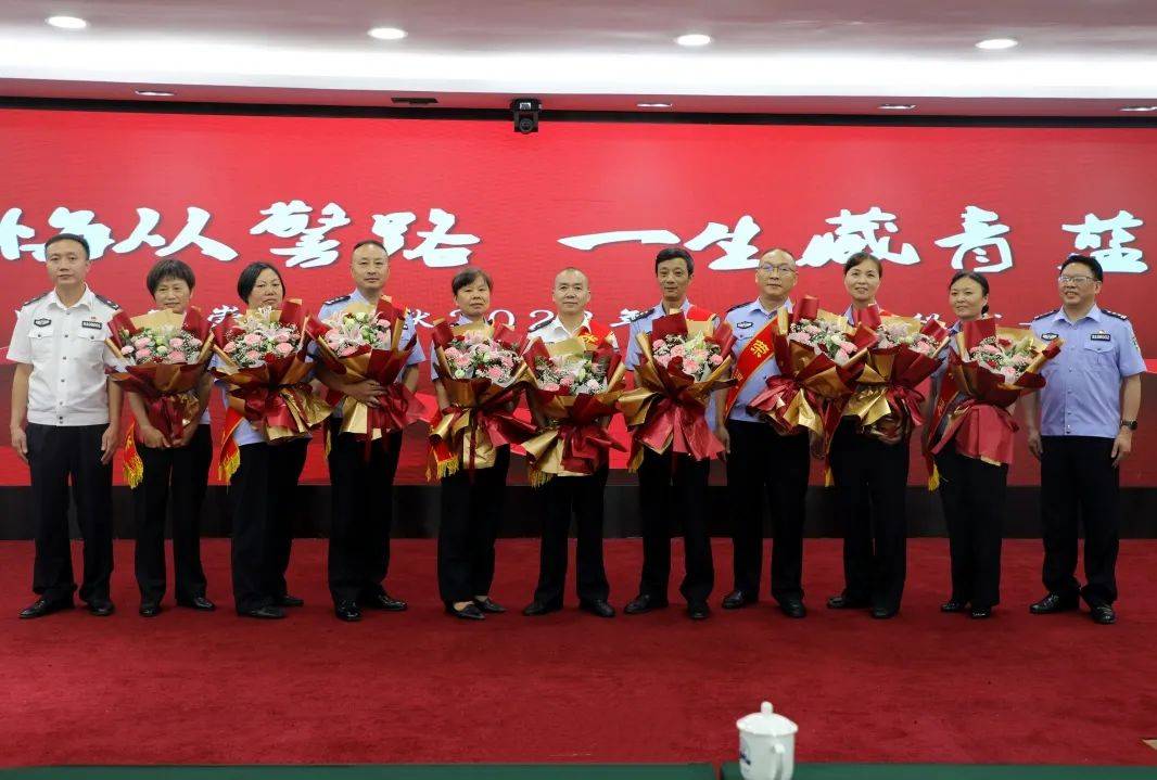 职业荣誉仪式 | TA们以荣誉之光，照亮奋进之路(图14)