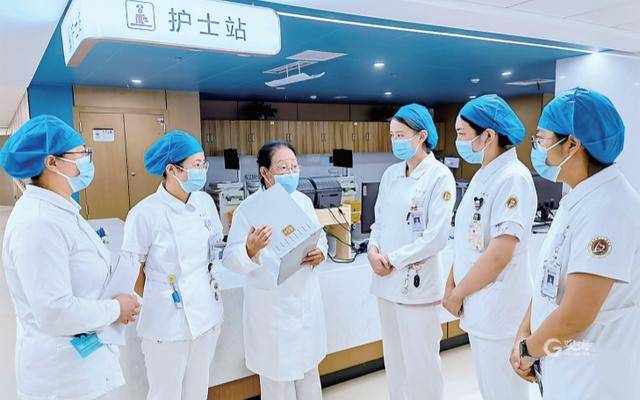 84岁被评为“青岛楷模”！“提灯女神”李桂美：将南丁格尔精神代代相传(图2)
