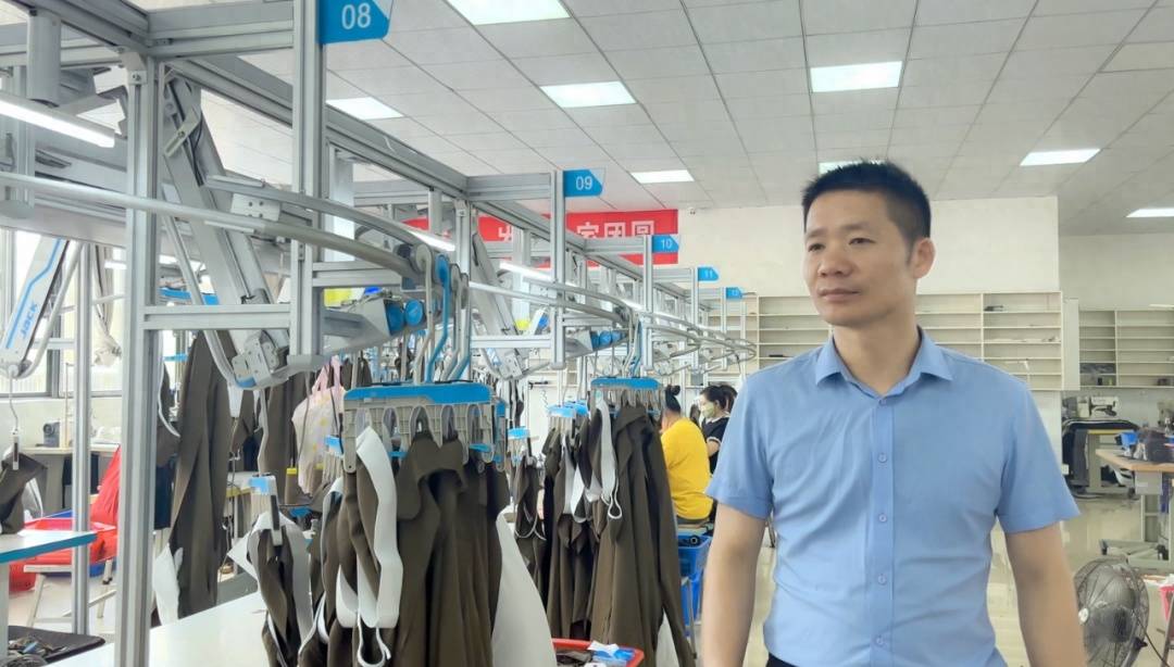 喜报！“仙桃裁缝”邓志刚、“仙桃鳝农” 陈江启荣获全国称号(图1)