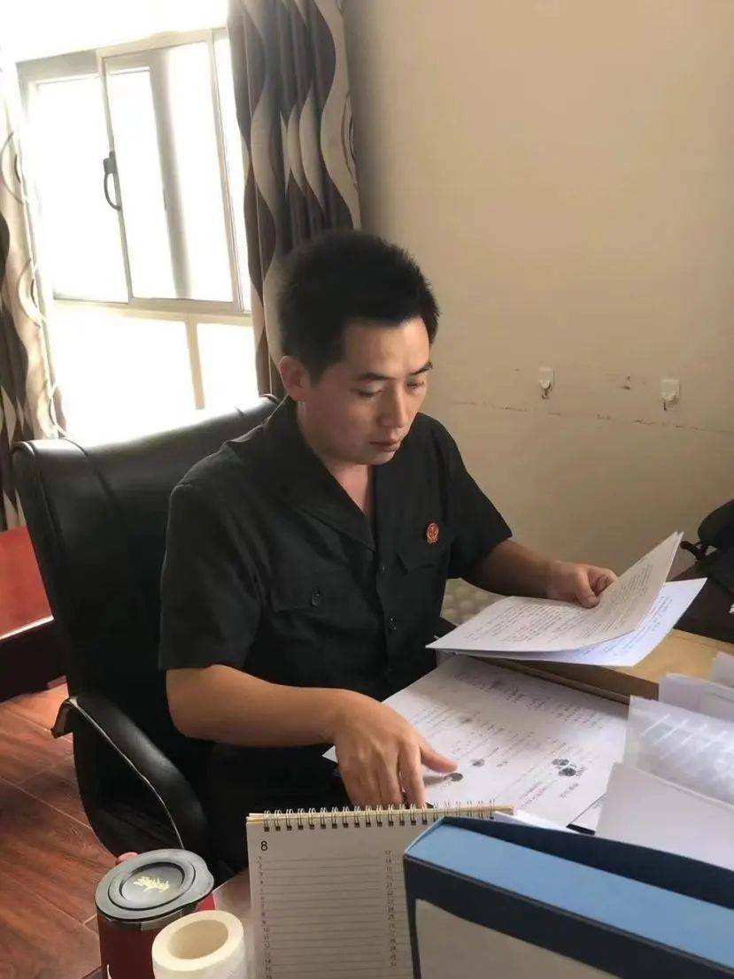 【寻法优秀书记员风采】丁成杰： 勤恳工作 学无止境 珍惜荣誉(图3)