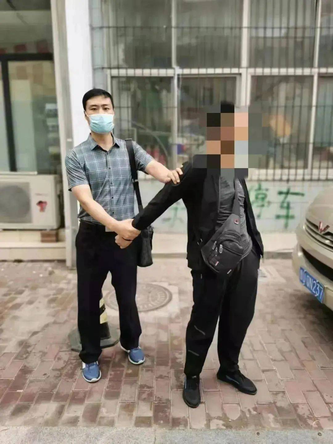 喜报！市北区法院干警王远卿获评“青岛市见义勇为模范”荣誉称号(图4)