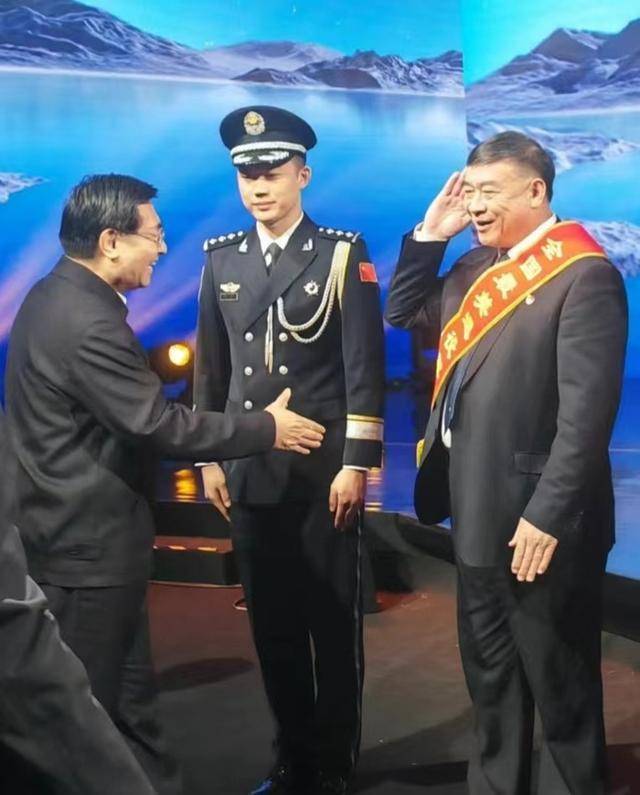 济南的骄傲！裴树清荣获2023年度全国“最美退役军人”称号(图4)