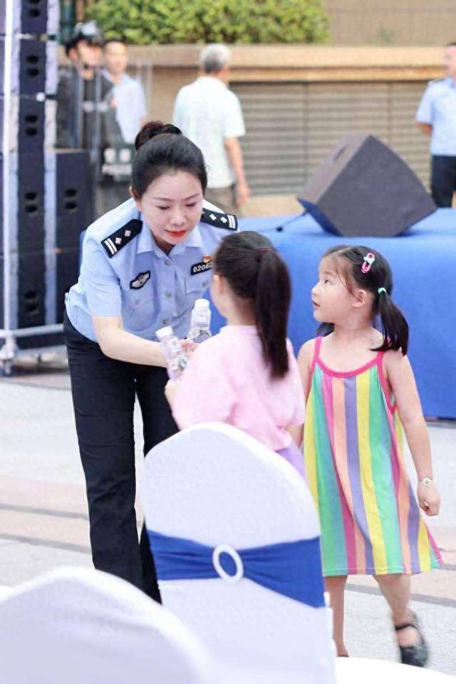 光荣！这位西安女民警荣获“陕西省三八红旗手”称号