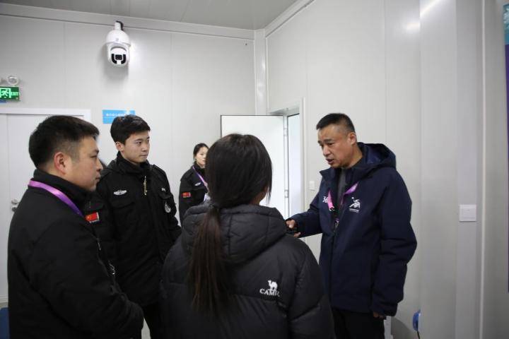 平房公安分局宋斌荣获“哈尔滨市劳动模范”光荣称号(图3)