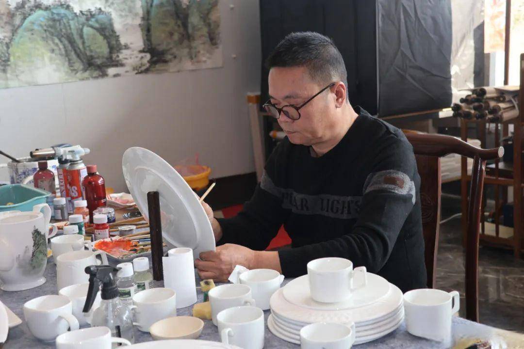 怀仁市孙健获“全国轻工技术能手”荣誉称号(图1)