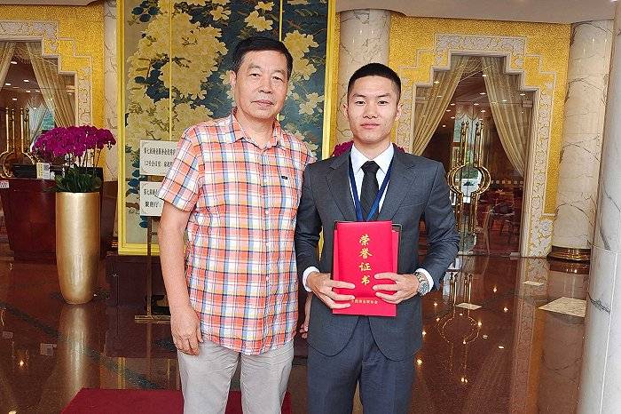 海南格力李萍、杨世豪获得国家级技能荣誉(图2)