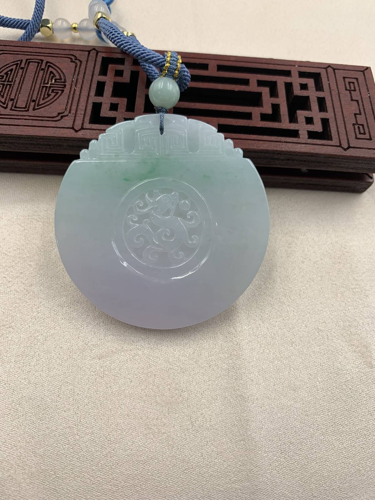 龙行天下