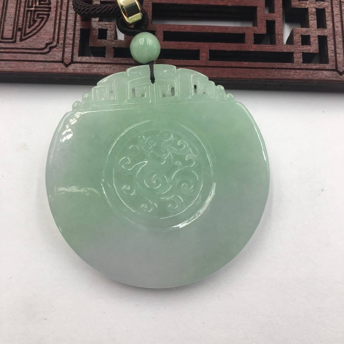 龙行天下
