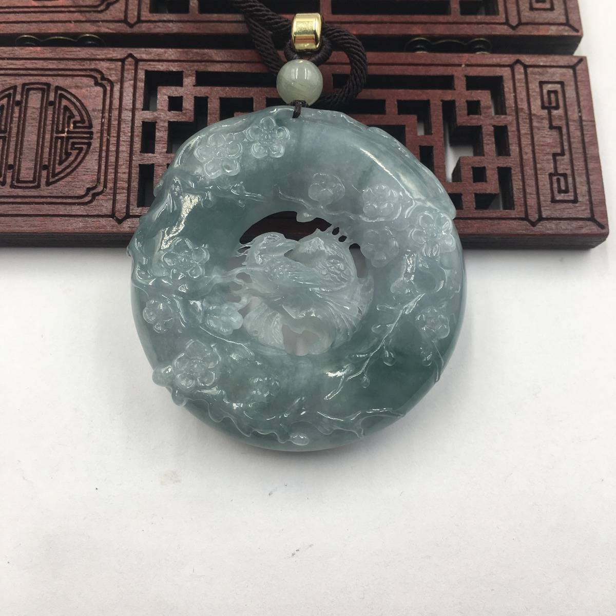 喜上眉梢