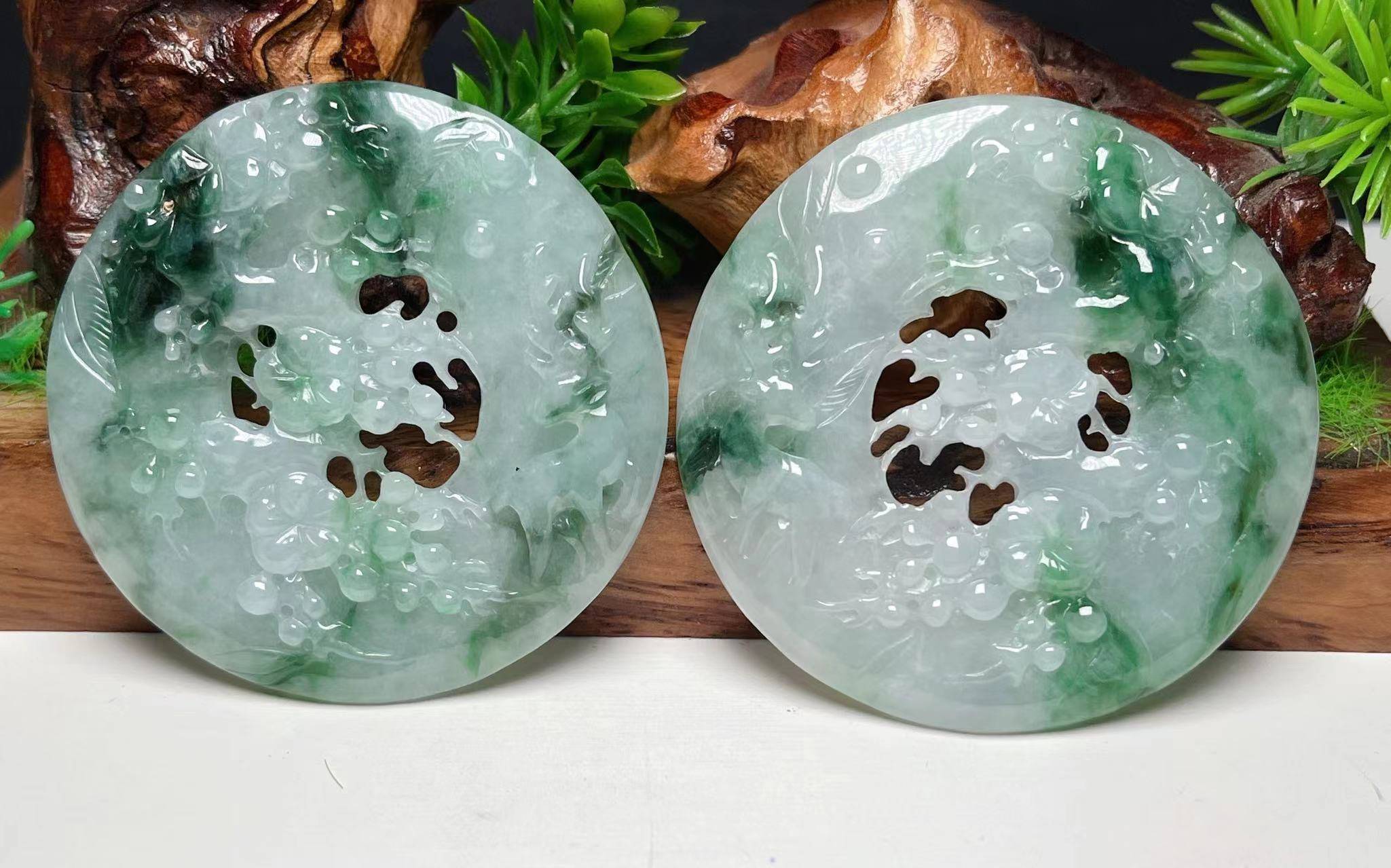 鹿梅同春