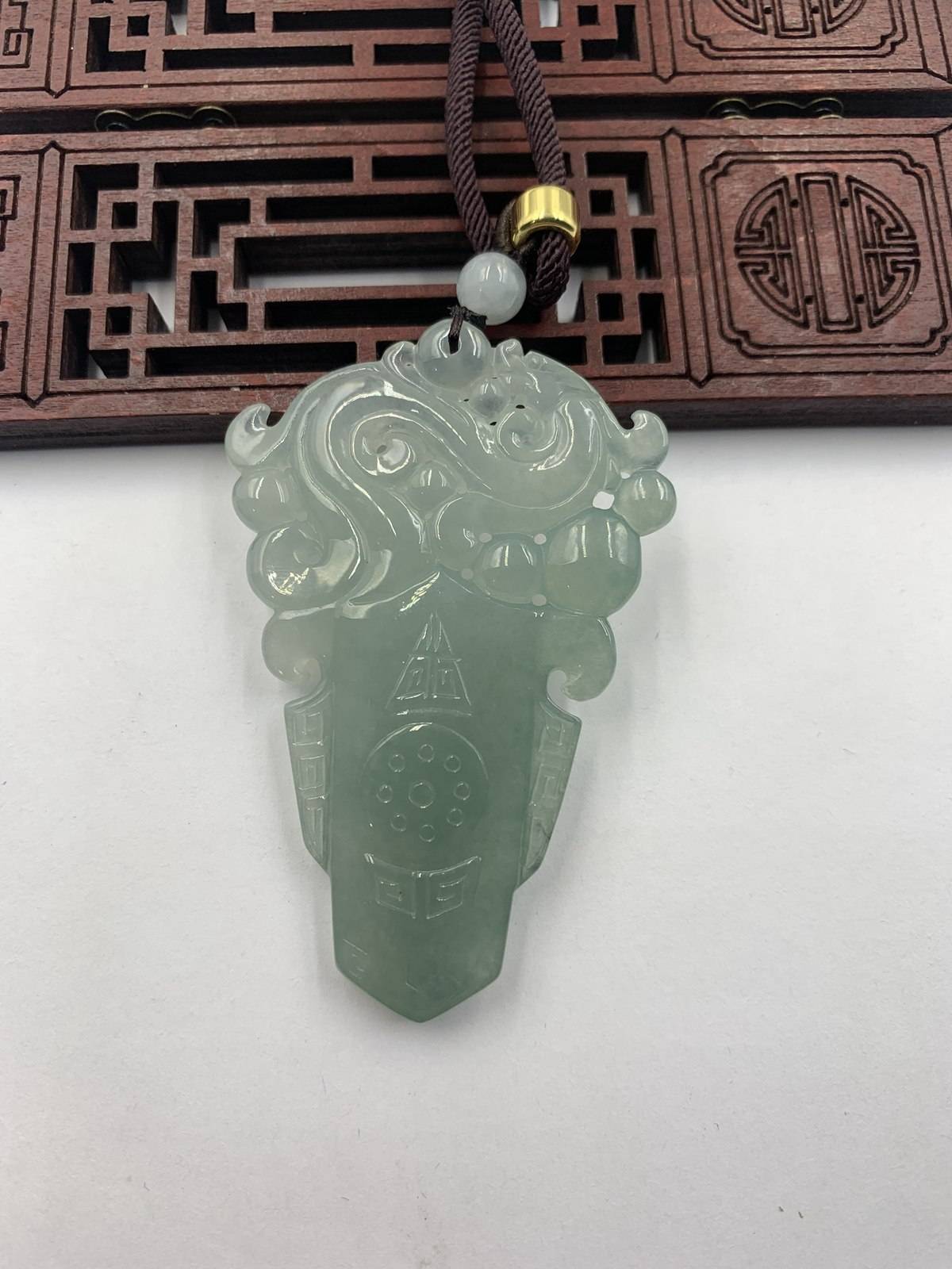 府上有龙
