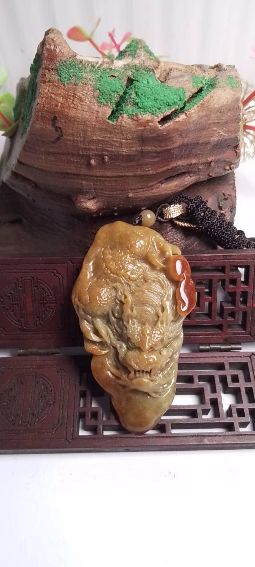 龙行天下