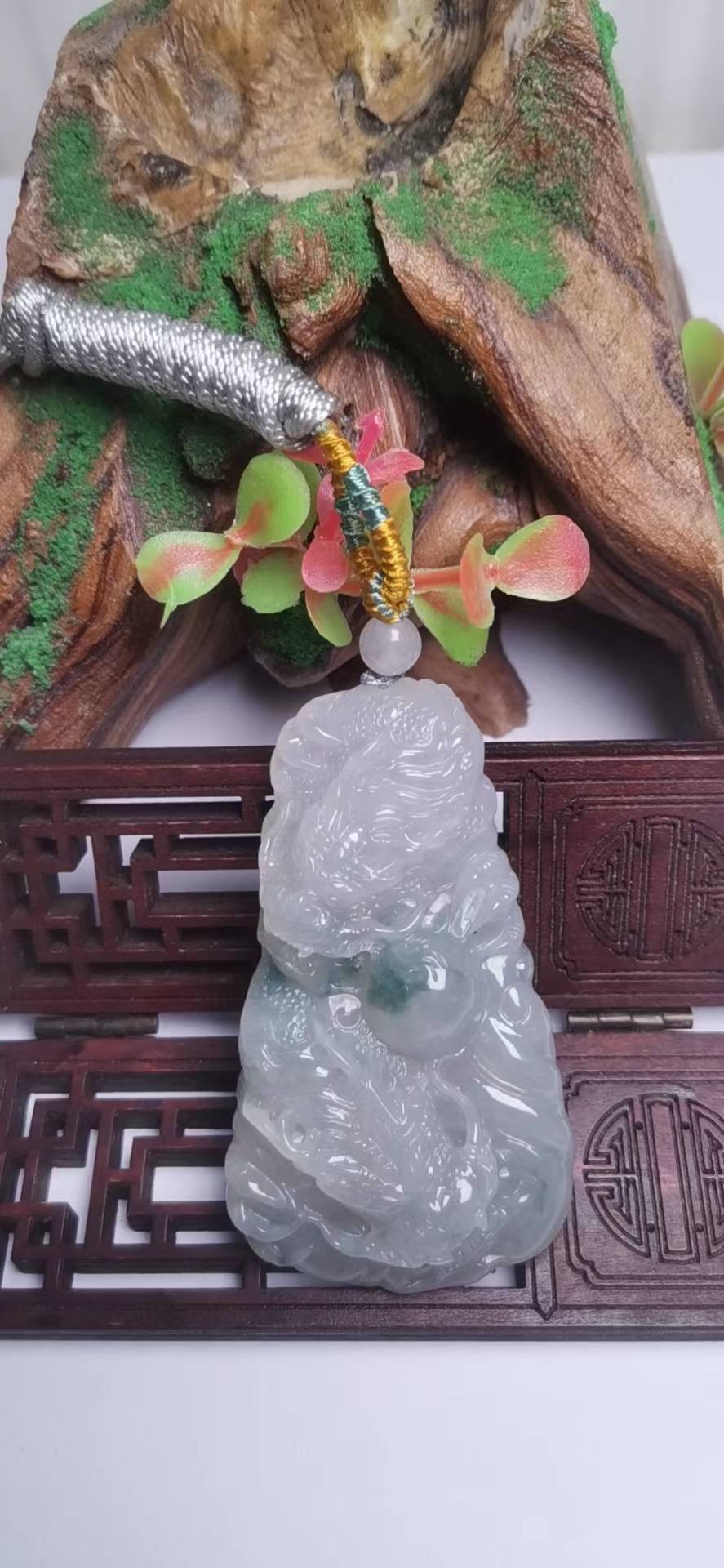双龙戏珠