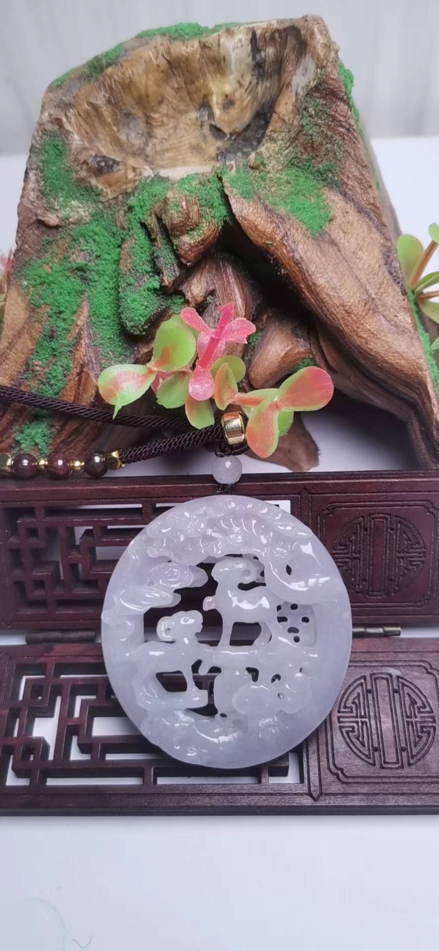 喜气洋洋