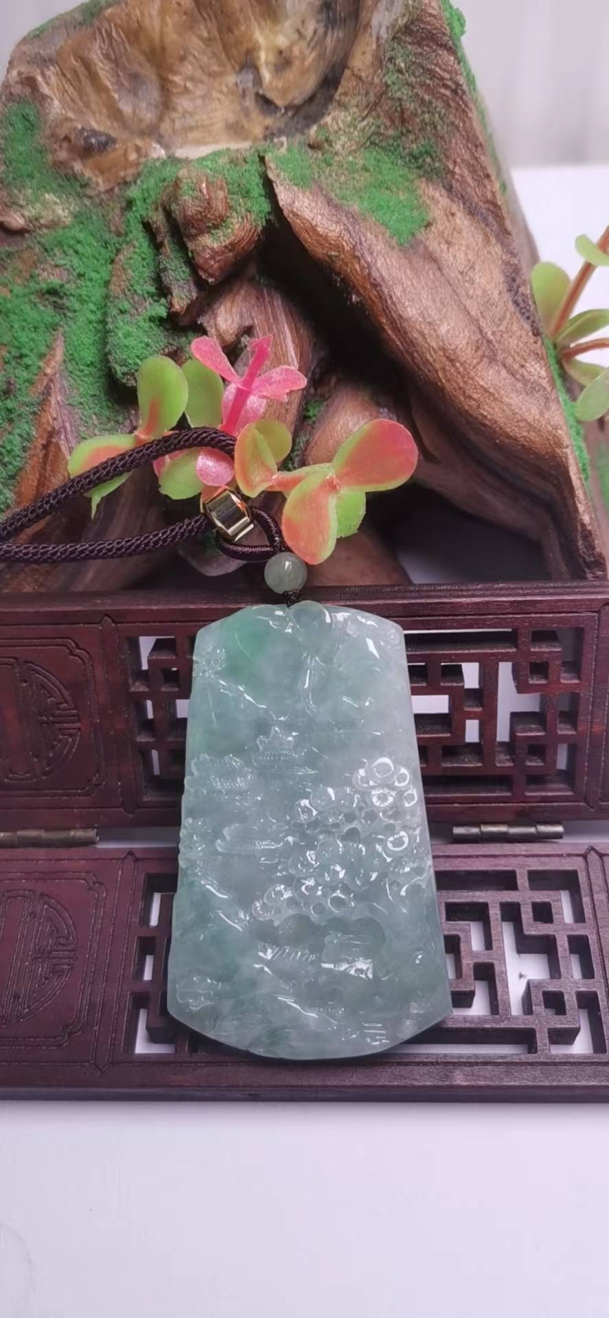 溪水行旅