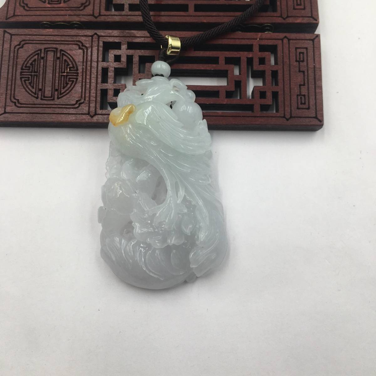 凤戏牡丹