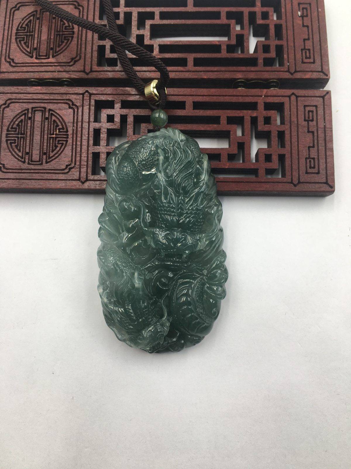 双龙出海