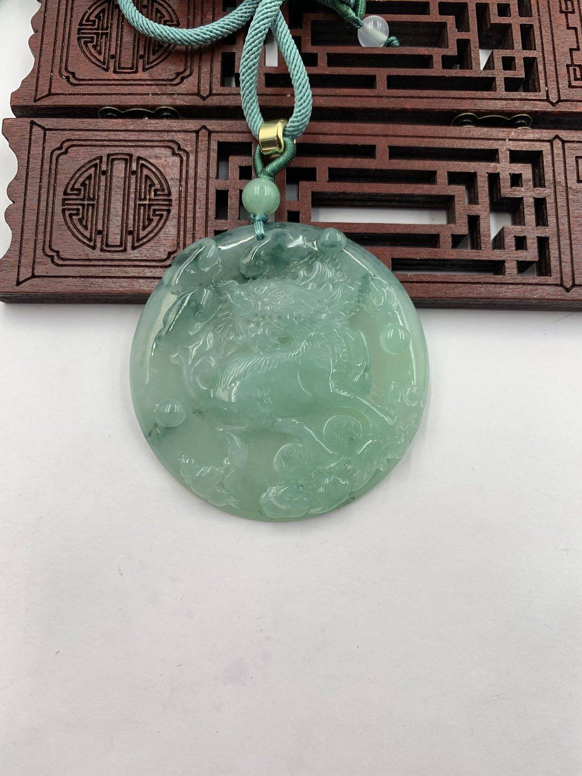 麒麟献瑞