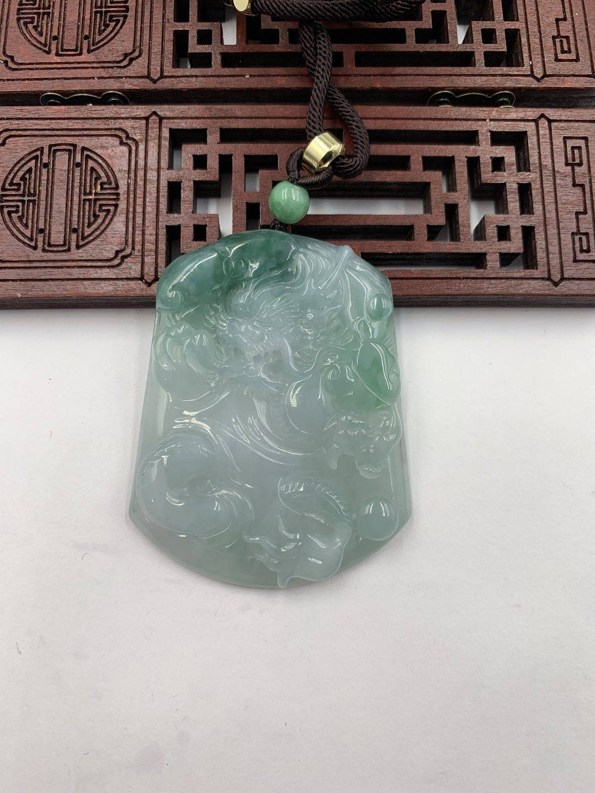 龙行天下