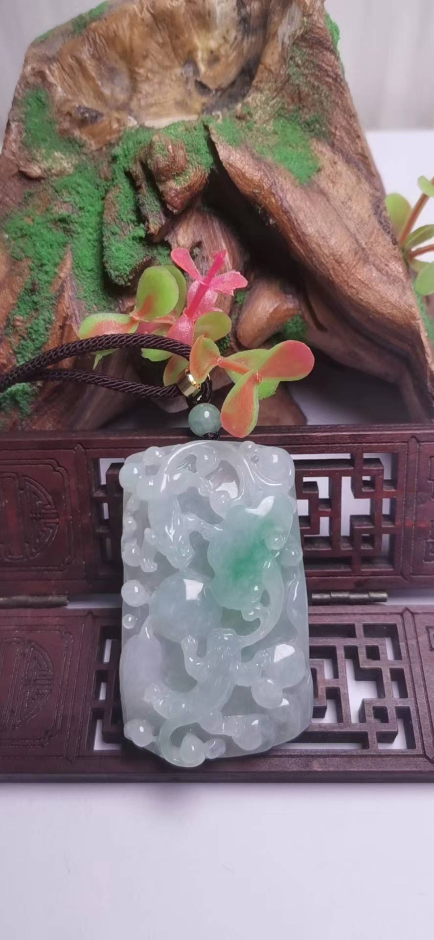 双龙戏珠