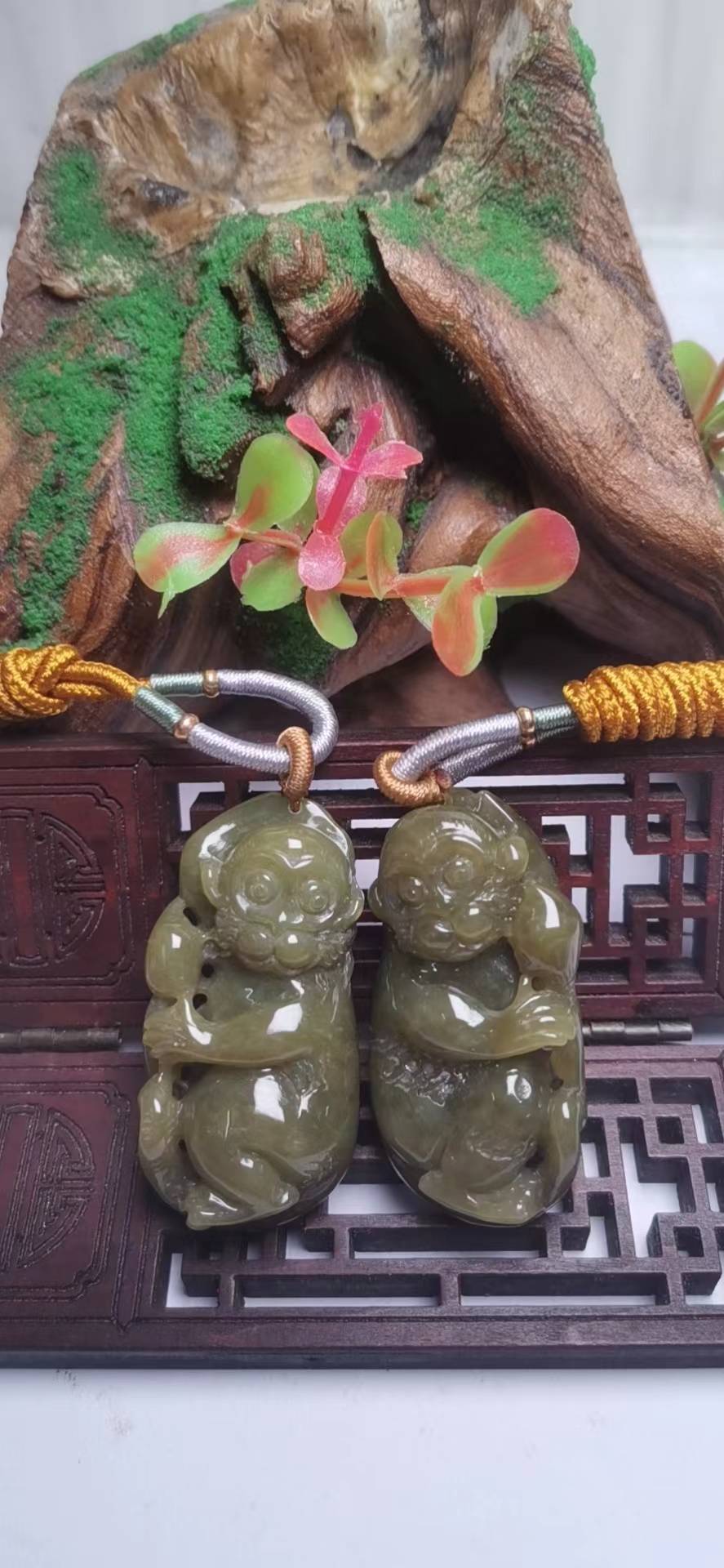 灵猴献瑞
