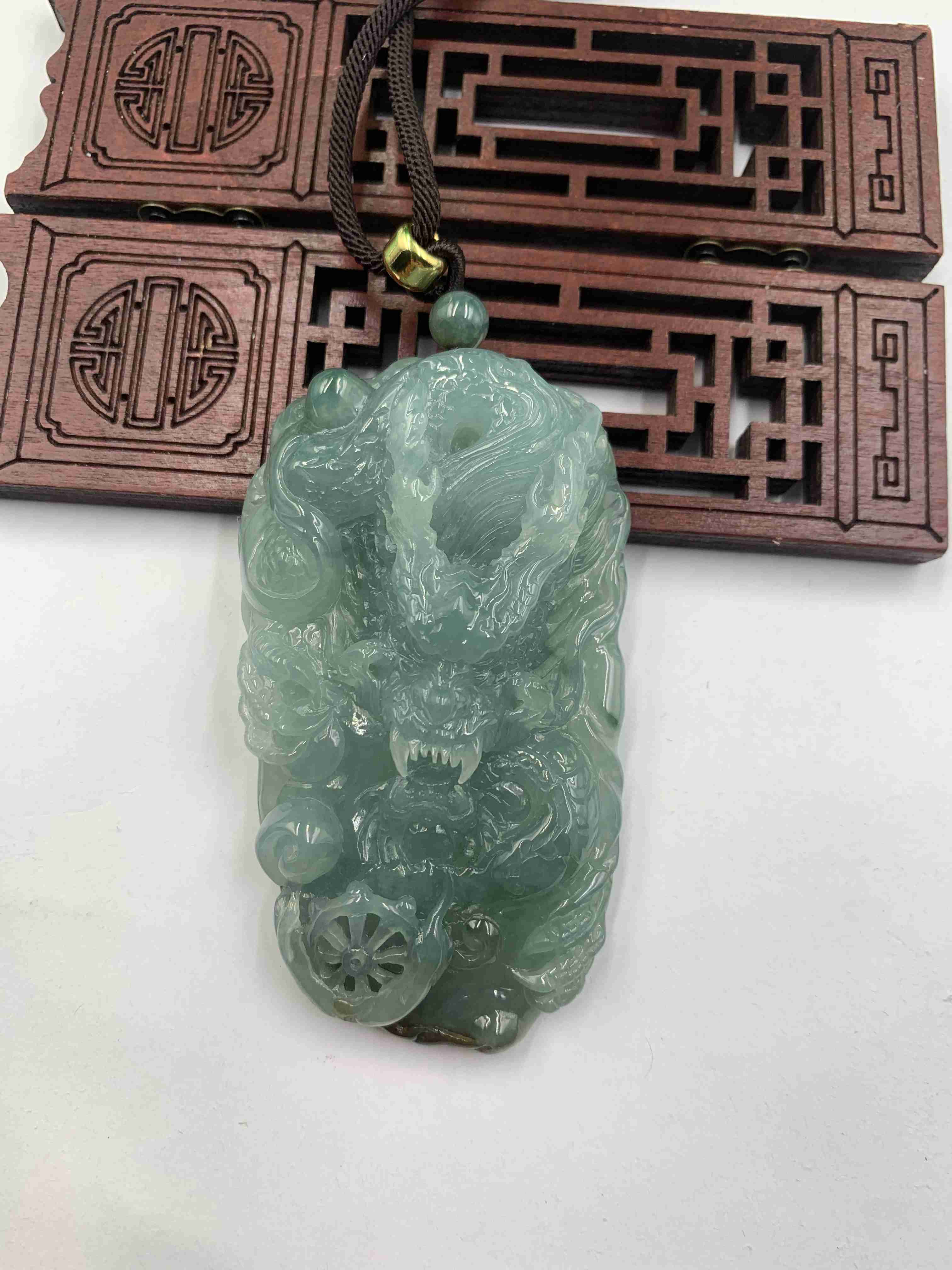 龙行天下