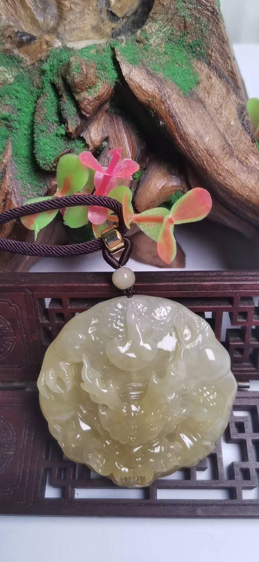 神龙护主