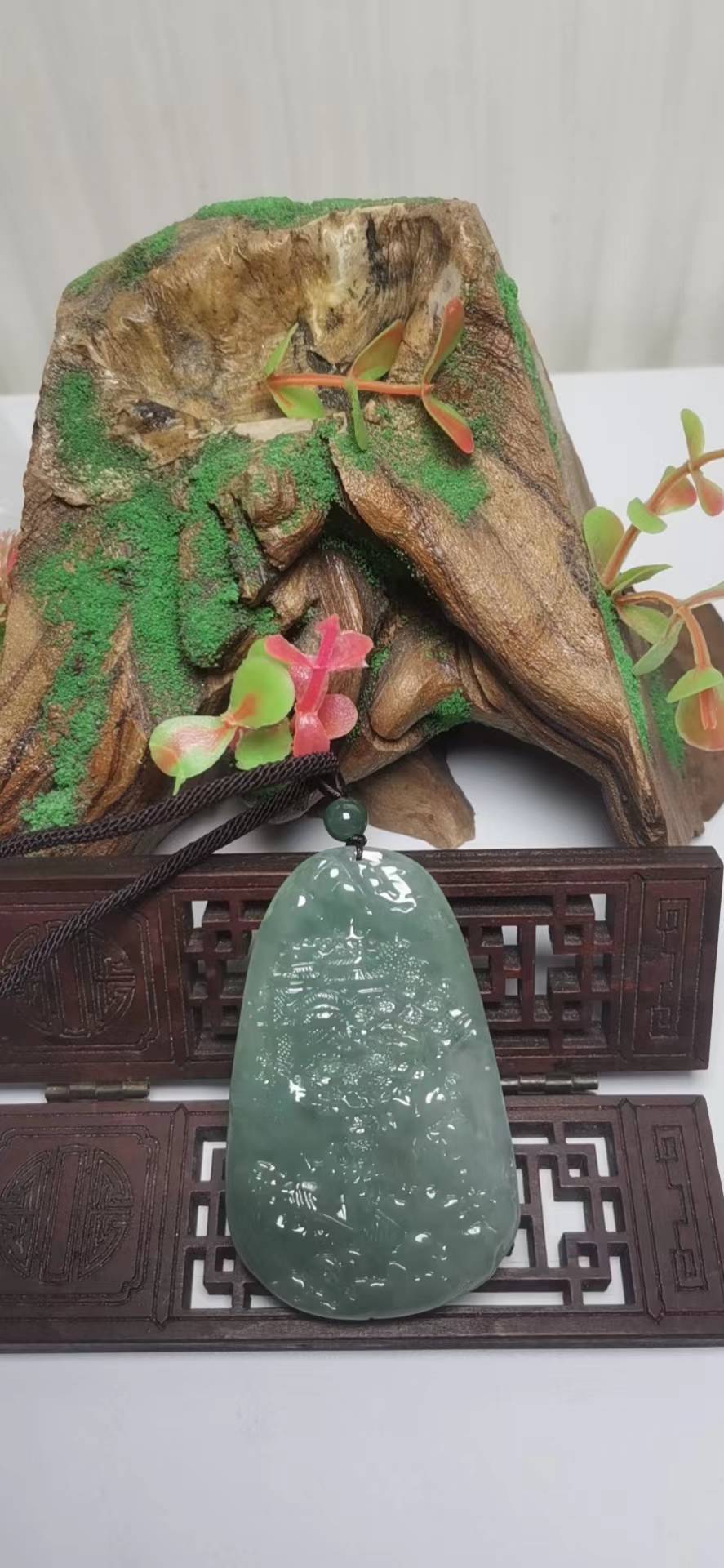 溪水行旅