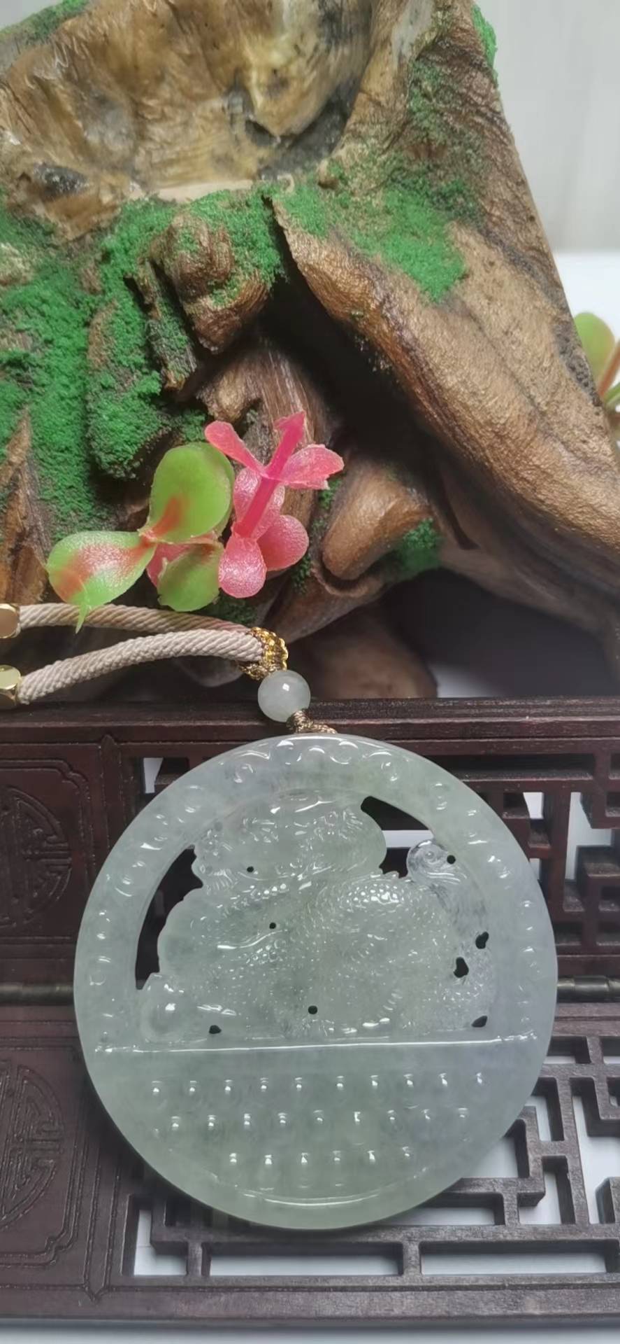 龙行天下